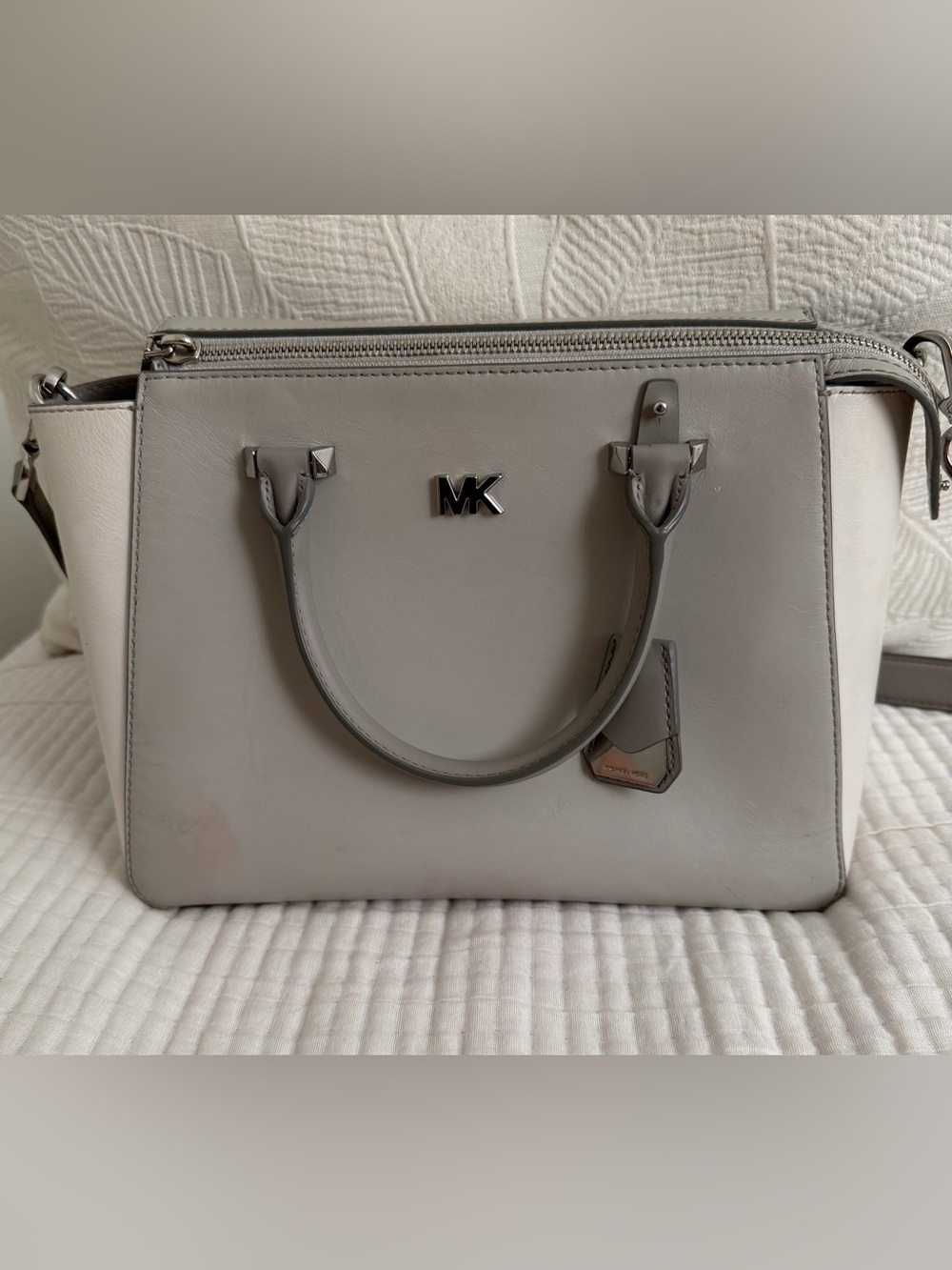 Michael Kors Nikita Messenger